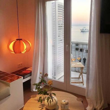 Beachfront Suite In Cadaques Center Εξωτερικό φωτογραφία