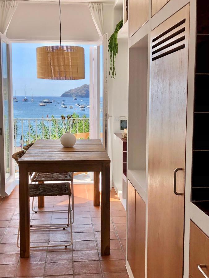 Beachfront Suite In Cadaques Center Εξωτερικό φωτογραφία