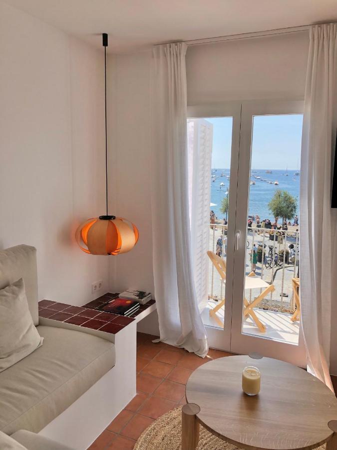 Beachfront Suite In Cadaques Center Εξωτερικό φωτογραφία